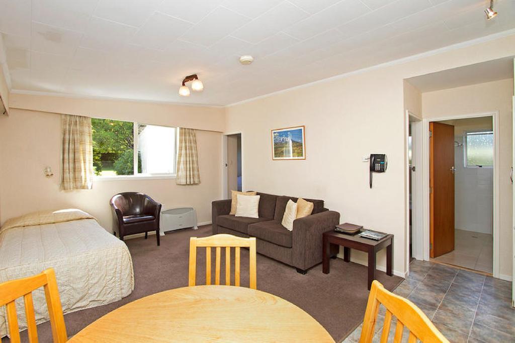 Broadway Lodge Motel Стратфорд Номер фото