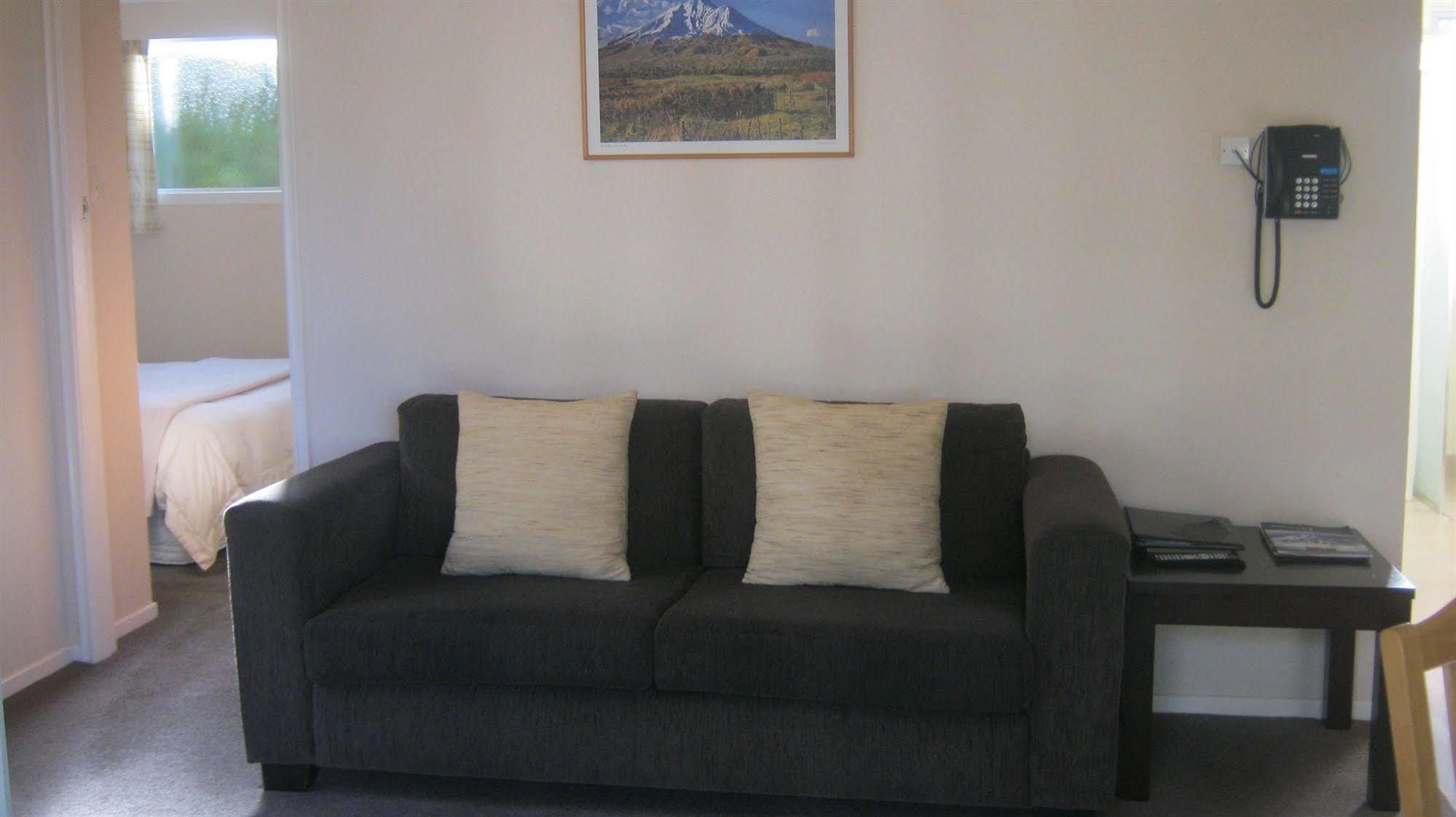 Broadway Lodge Motel Стратфорд Экстерьер фото