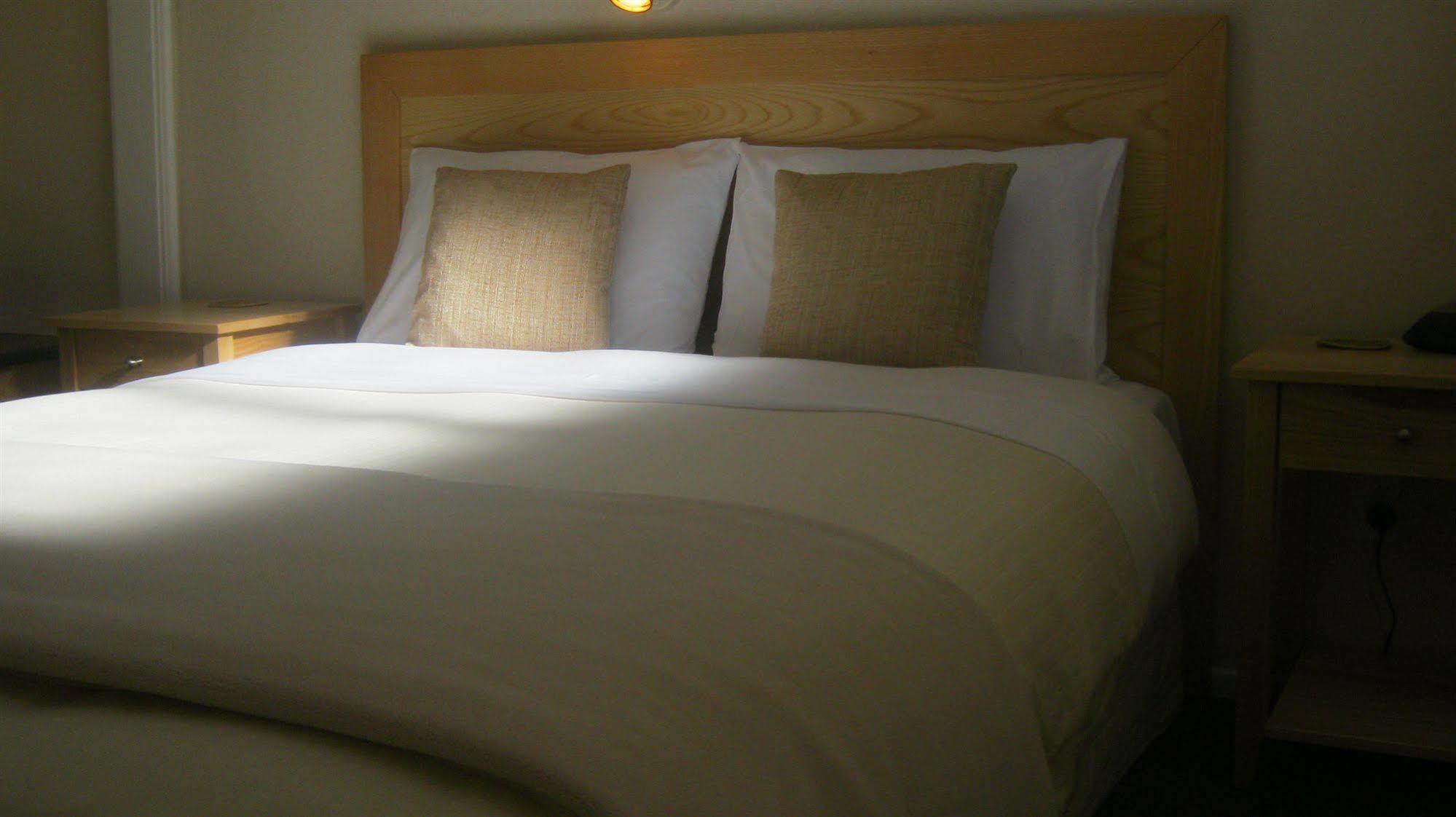 Broadway Lodge Motel Стратфорд Экстерьер фото